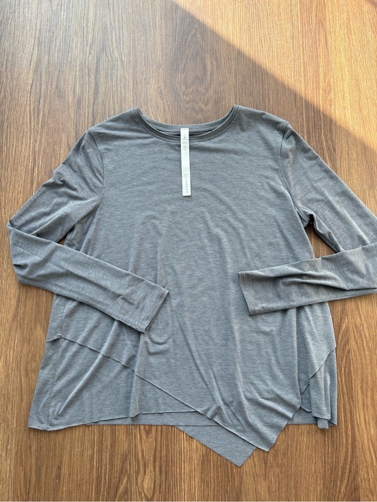 lululemon athletica Tops - Lululemon Sweetest Day Tencel Long Sleeve Top in Heathered Titanium Size 6